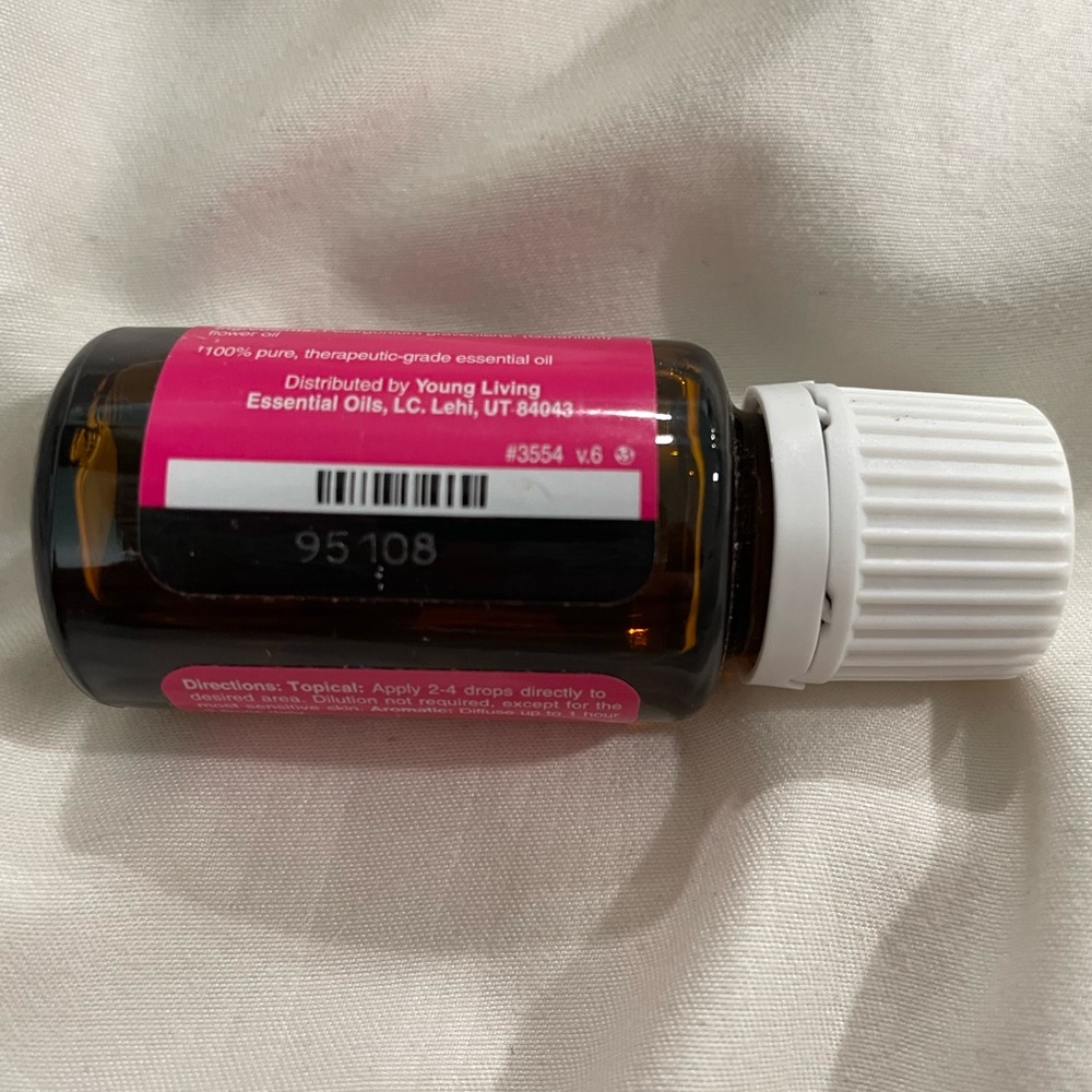 Young Living Geranium Essential Oil Bottle 15ml-Brand New-Unopened - Picture 2 of 7